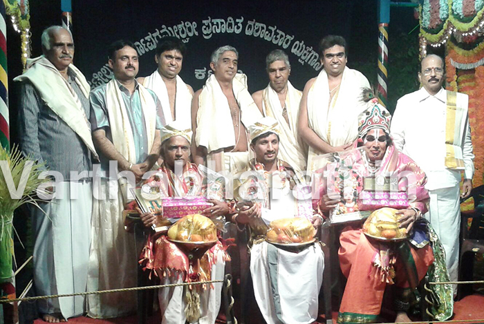 ಮೂಡುಬಿದ್ರೆ; ಬಯಲಾಟ ಖ್ಯಾತ ಕಲಾವಿದರಿಗೆ ಸನ್ಮಾನ,